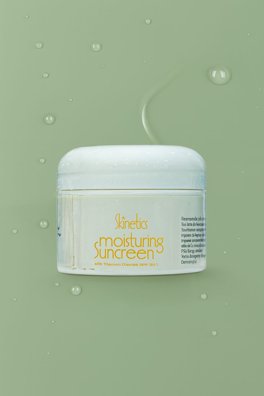MOISTURIZING SUNSCREEN